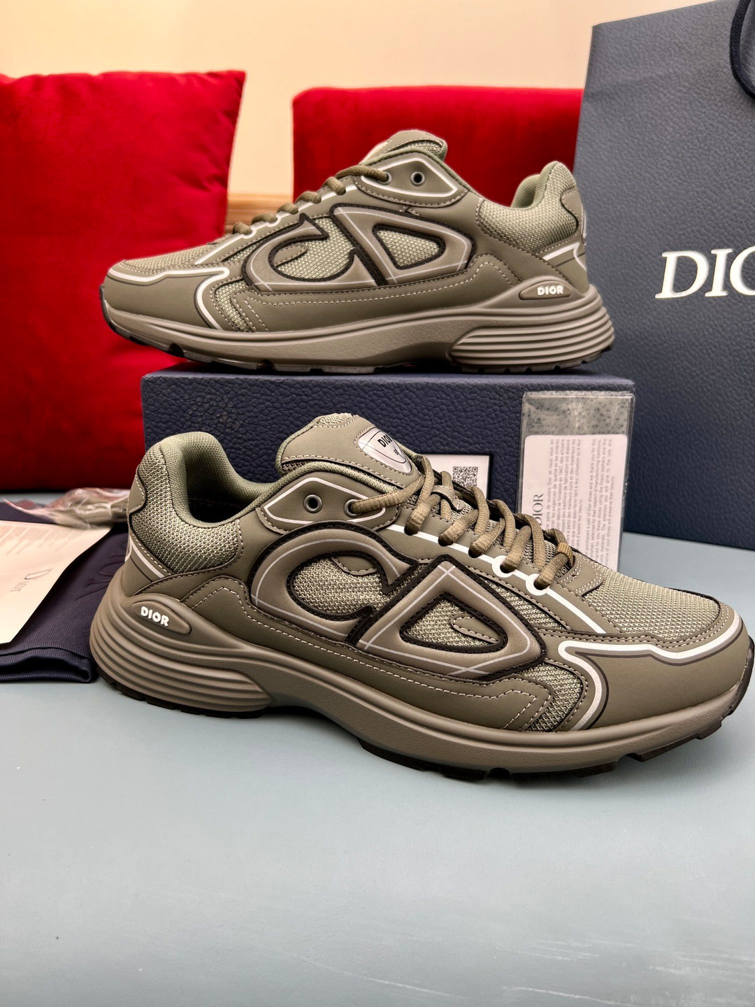 Dior B30 x Neutral Collection